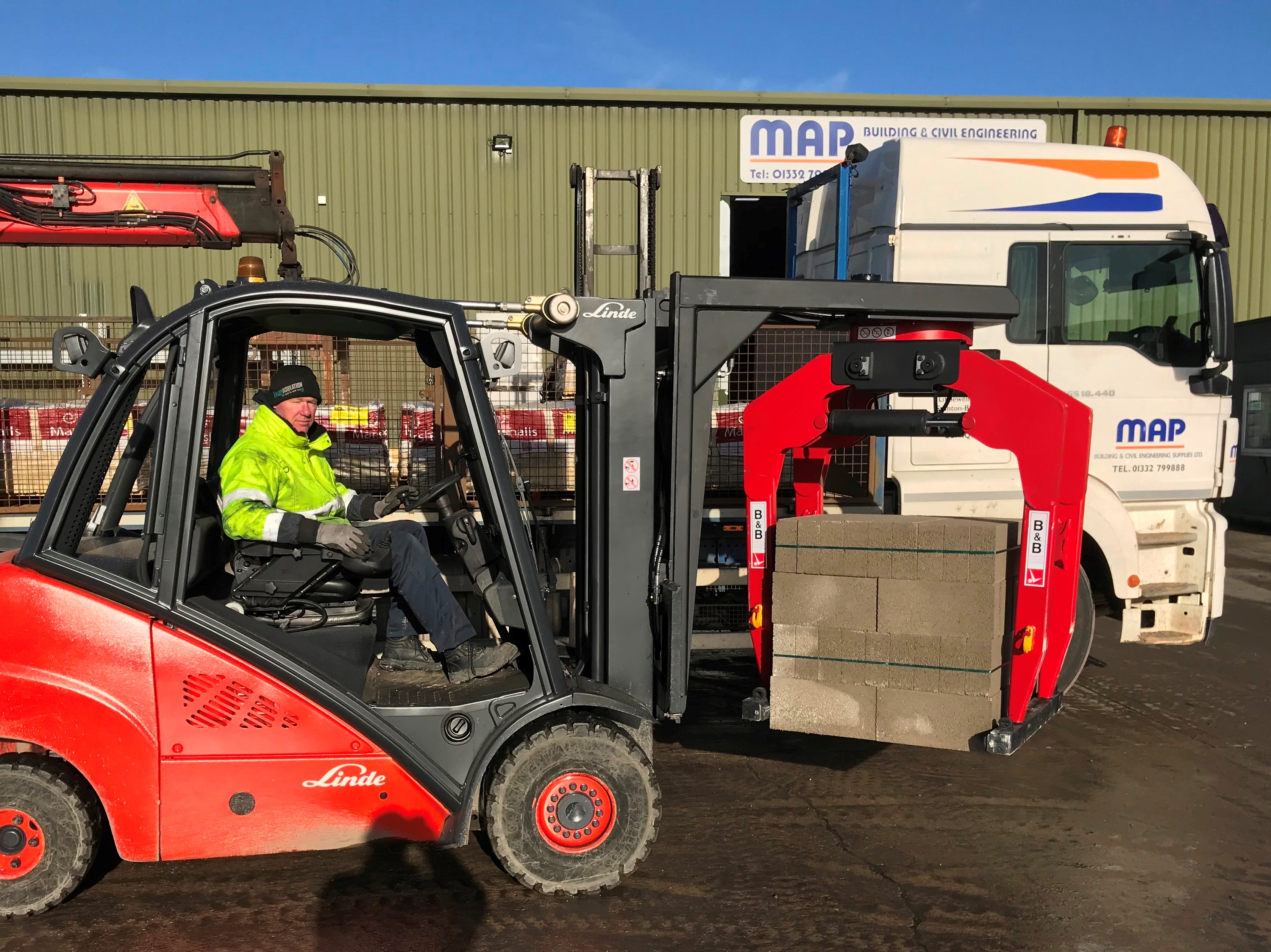 B&B Attachments Provide Handling Solutions to Builders Merchant